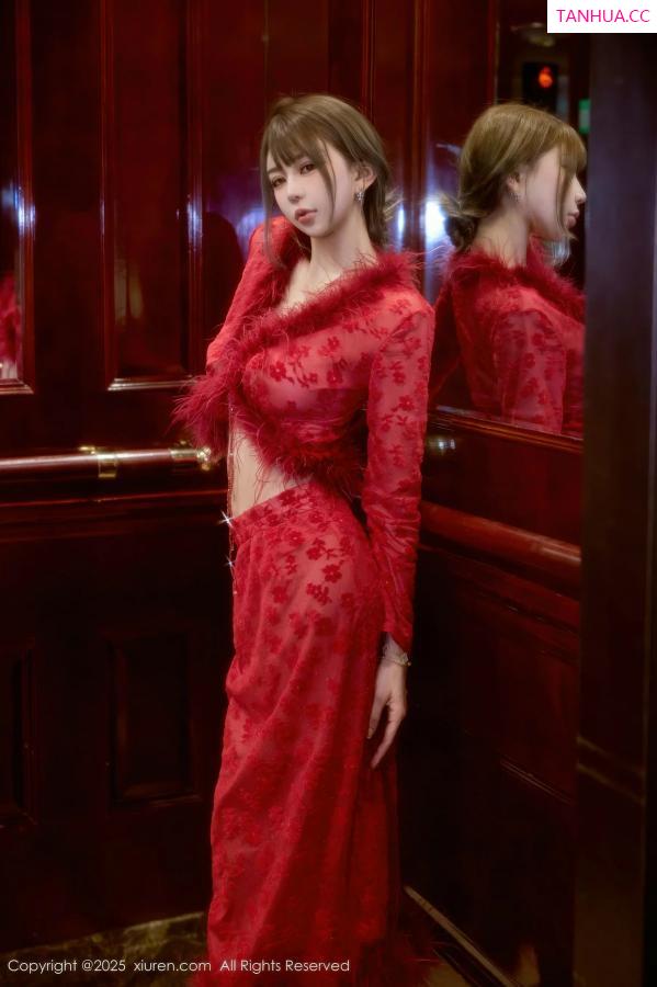   [XiuRen]高清写真图 2025.10.10 No.10848 Zoe柚柚 复古服饰第8张图片
